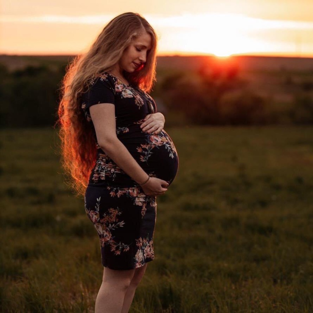 *Host Pick*Shortsleeve blue floral maternity dress